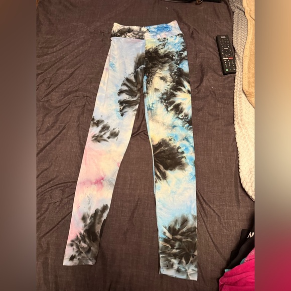 Rue 21 Tie-Dye Leggings - Picture 6 of 6